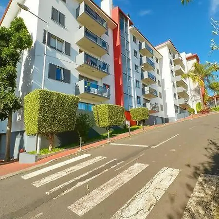 Nilia| Sea View Apartment|2 Bedrooms|free Parking Apartment Canico (Madeira)